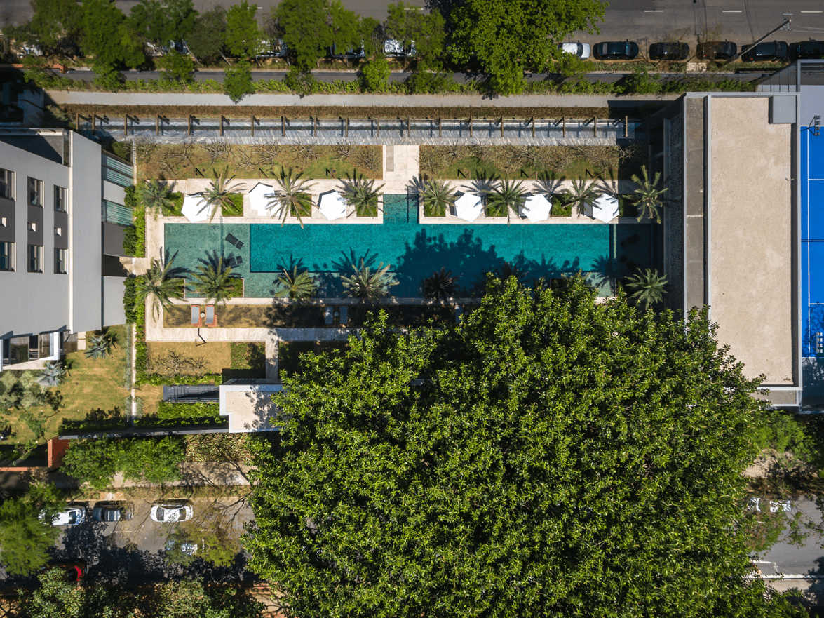 One Sixty -- Foto do Empreendimento Pronto I Piscina