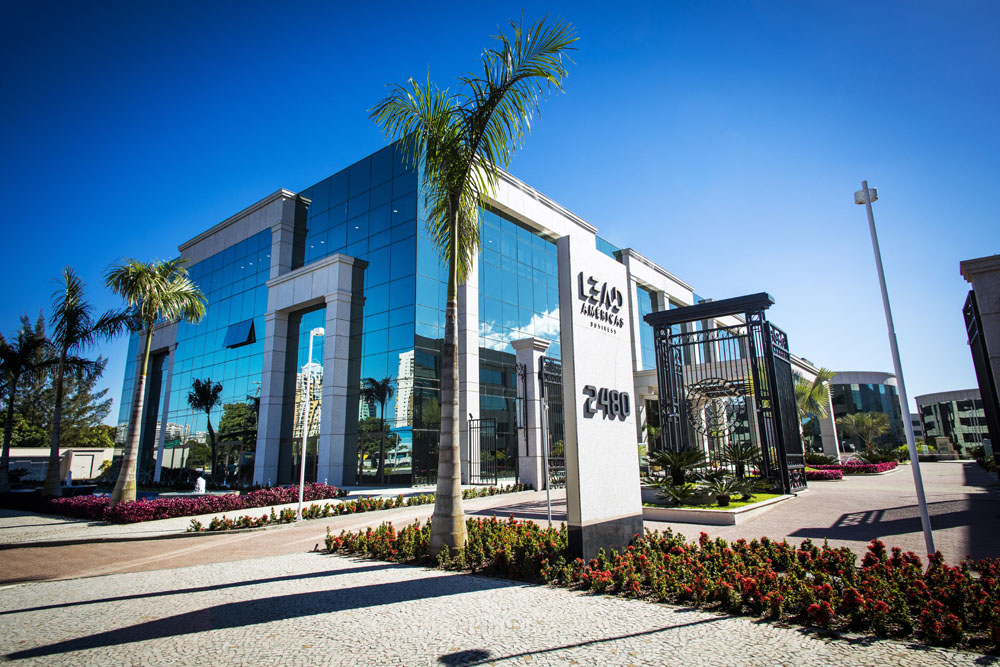 Lead Americas Business - Triumph -- Fachada