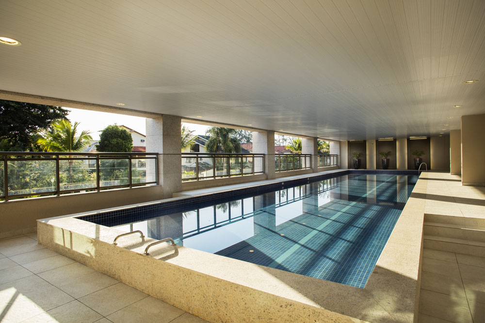 Lead Americas Business - Triumph -- Piscina