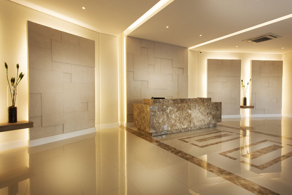 Lead Americas Business - Triumph -- Lobby