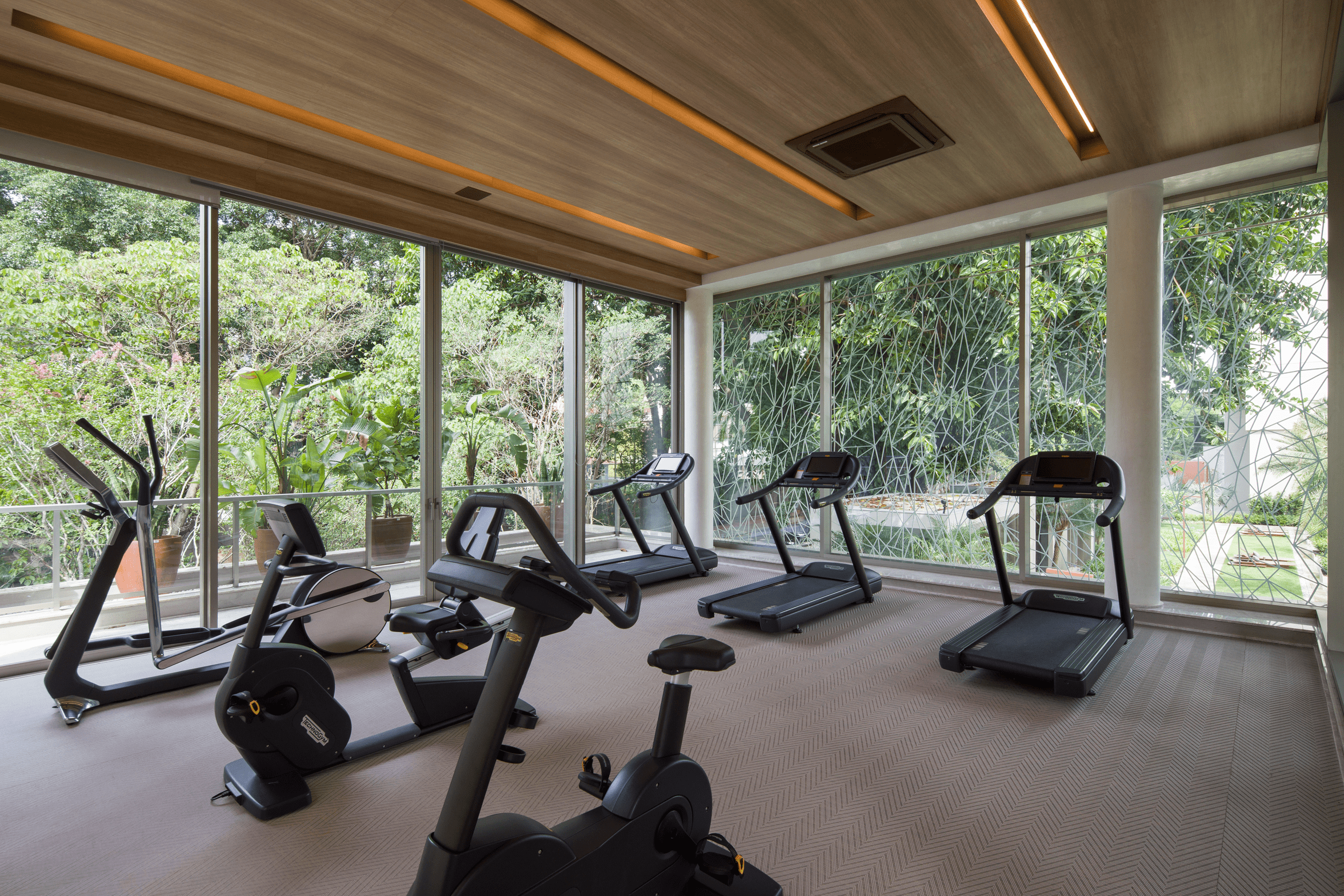 One Sixty -- Foto do Empreendimento Pronto I Fitness