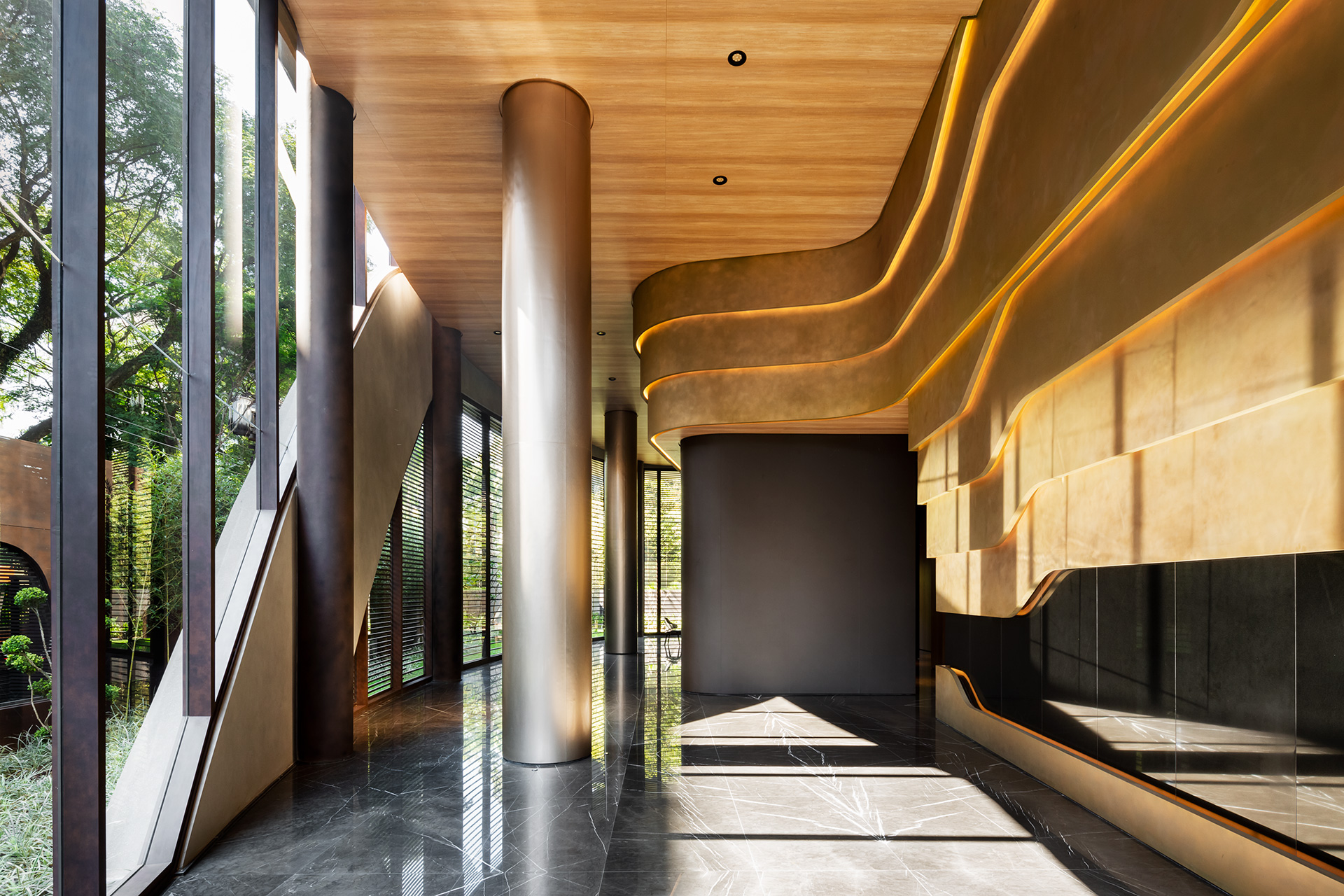 Cyrela By Pininfarina -- Foto do Empreendimento Pronto | Lobby