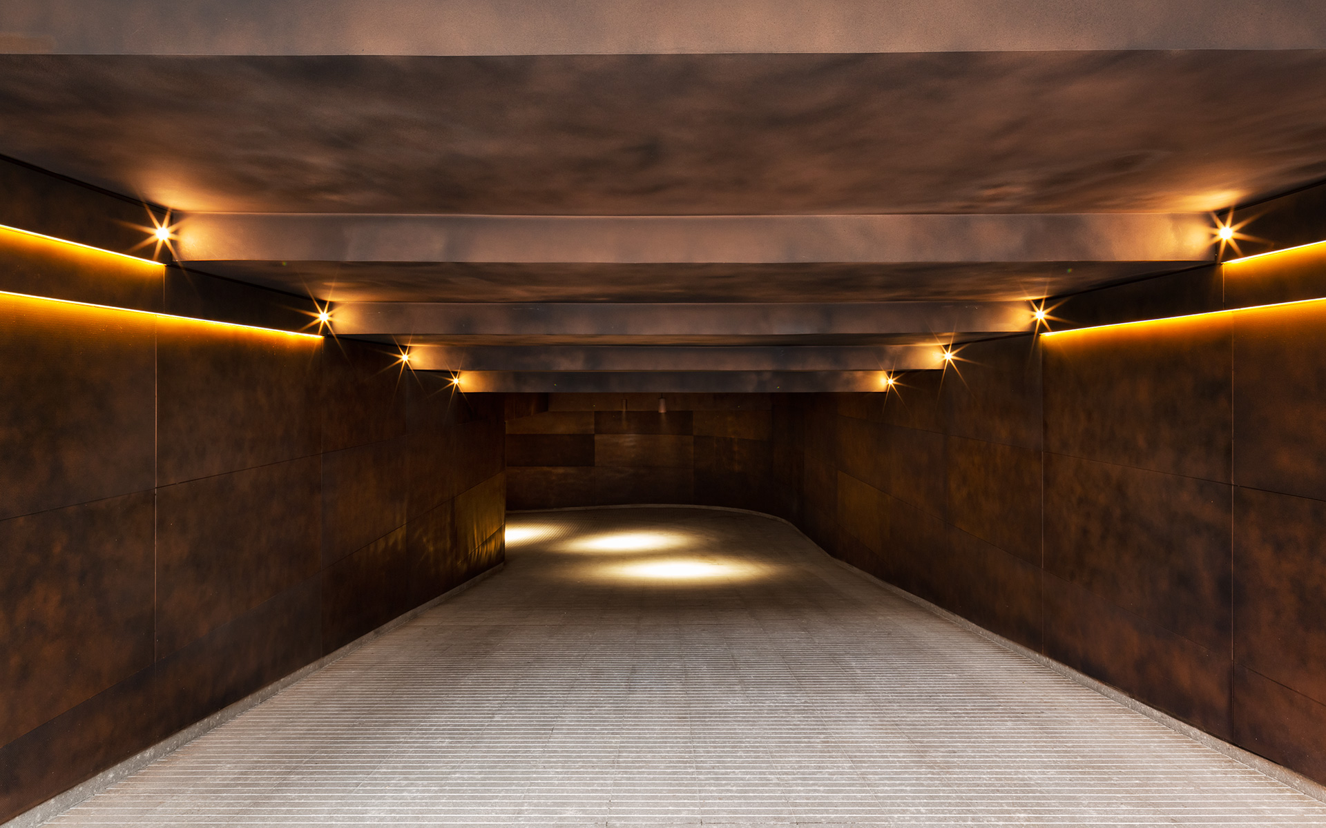 Cyrela By Pininfarina -- Foto do Empreendimento Pronto | Garagem