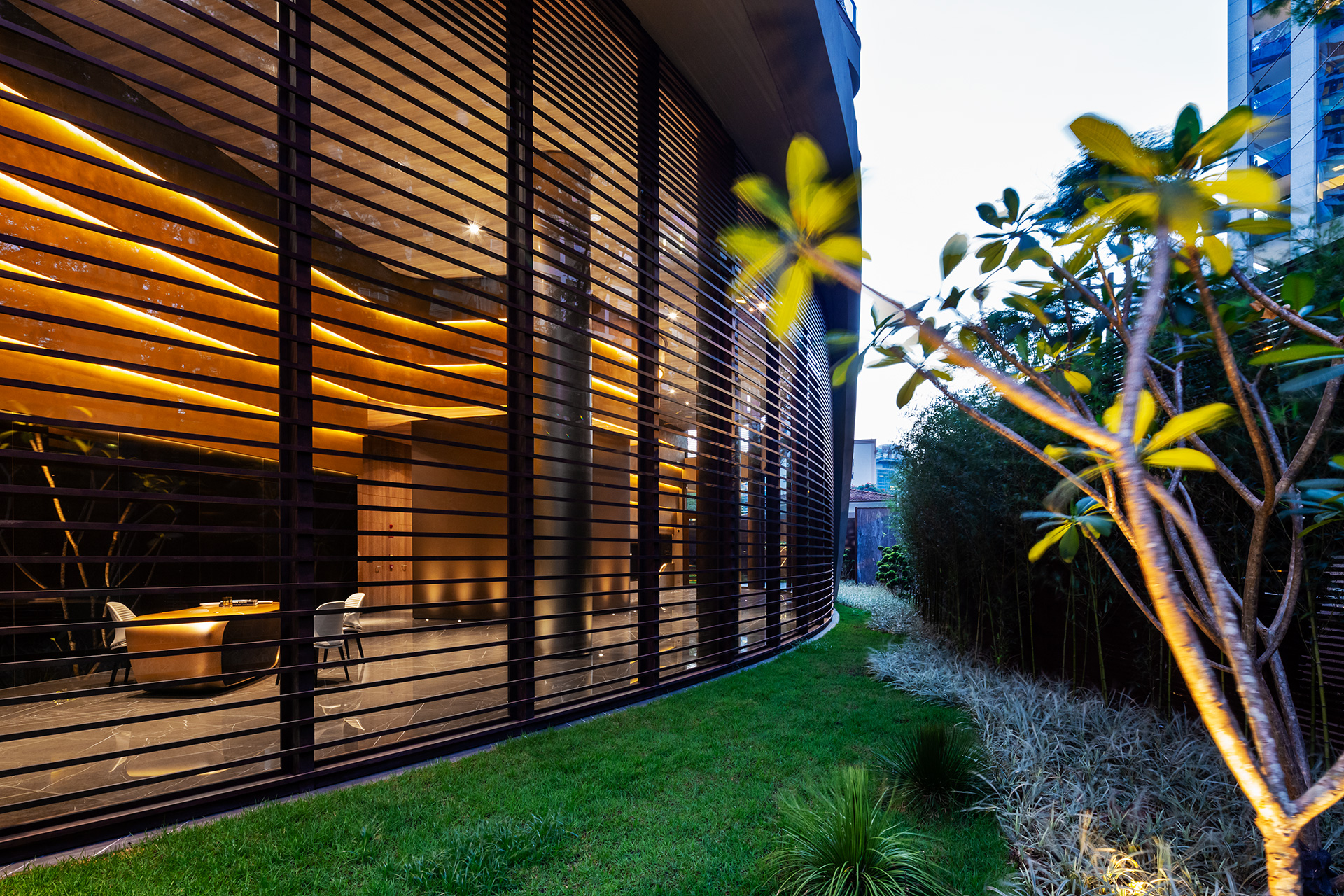 Cyrela By Pininfarina -- Foto do Empreendimento Pronto | Àrea Externa