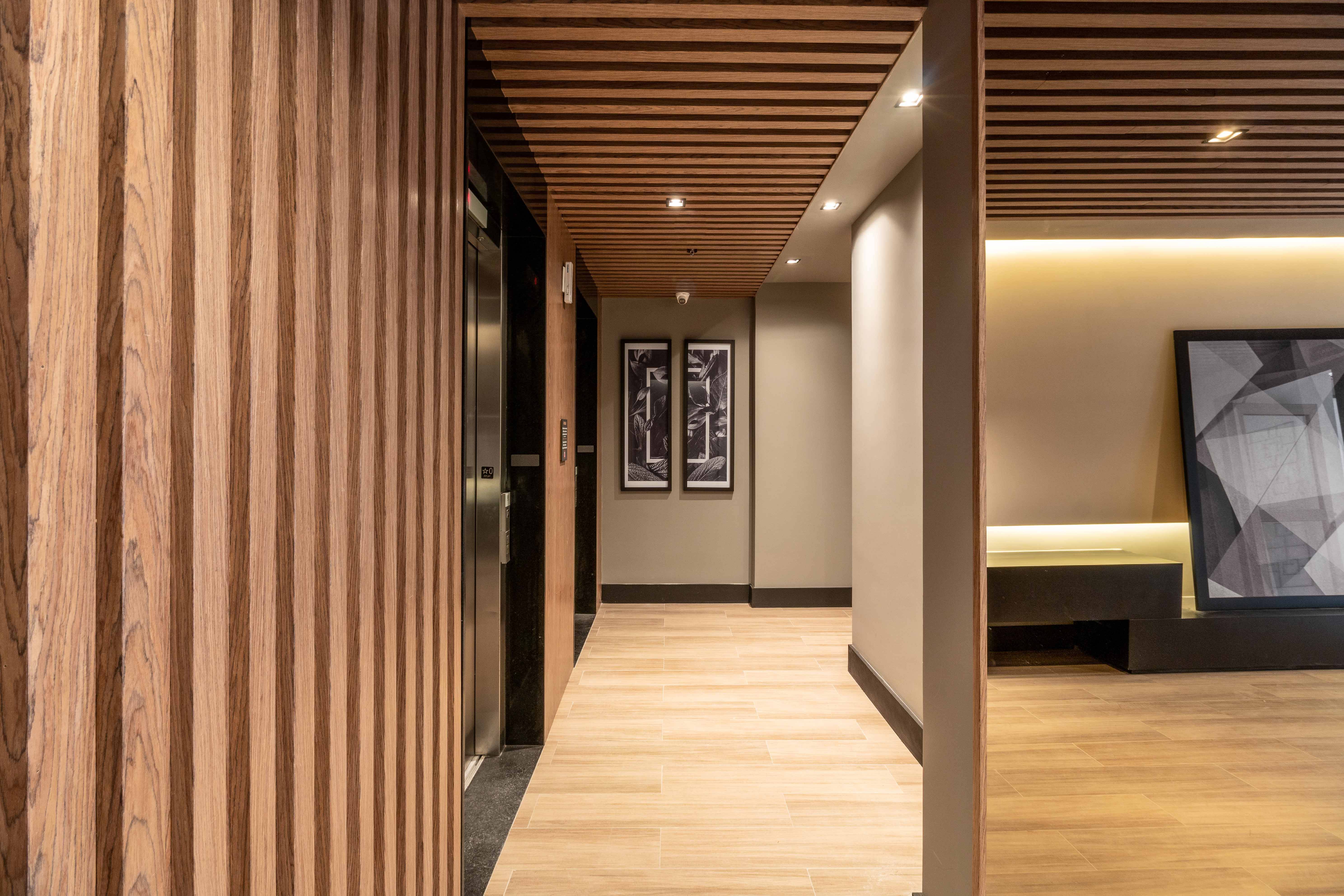 Start Tijuca -- Lobby Elevador