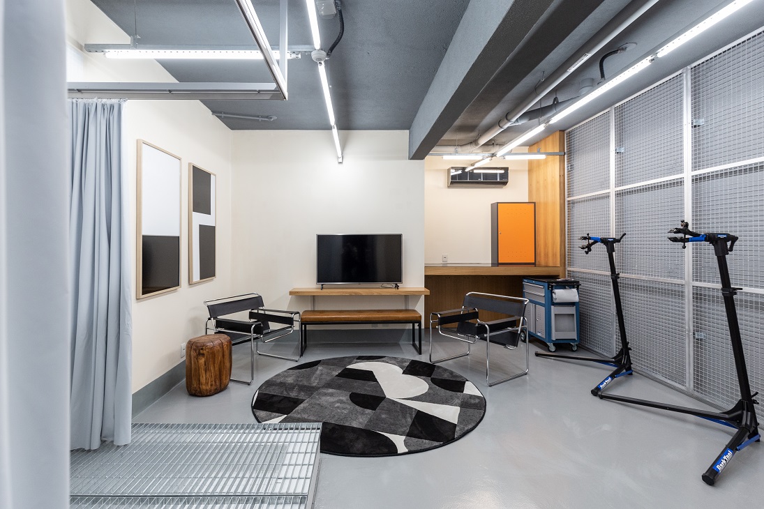 NY, 205 -- Oficina bikes