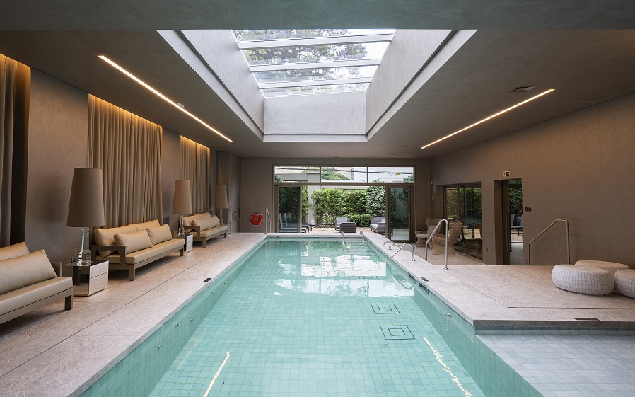 YOO Moinhos -- Piscina coberta e aquecida