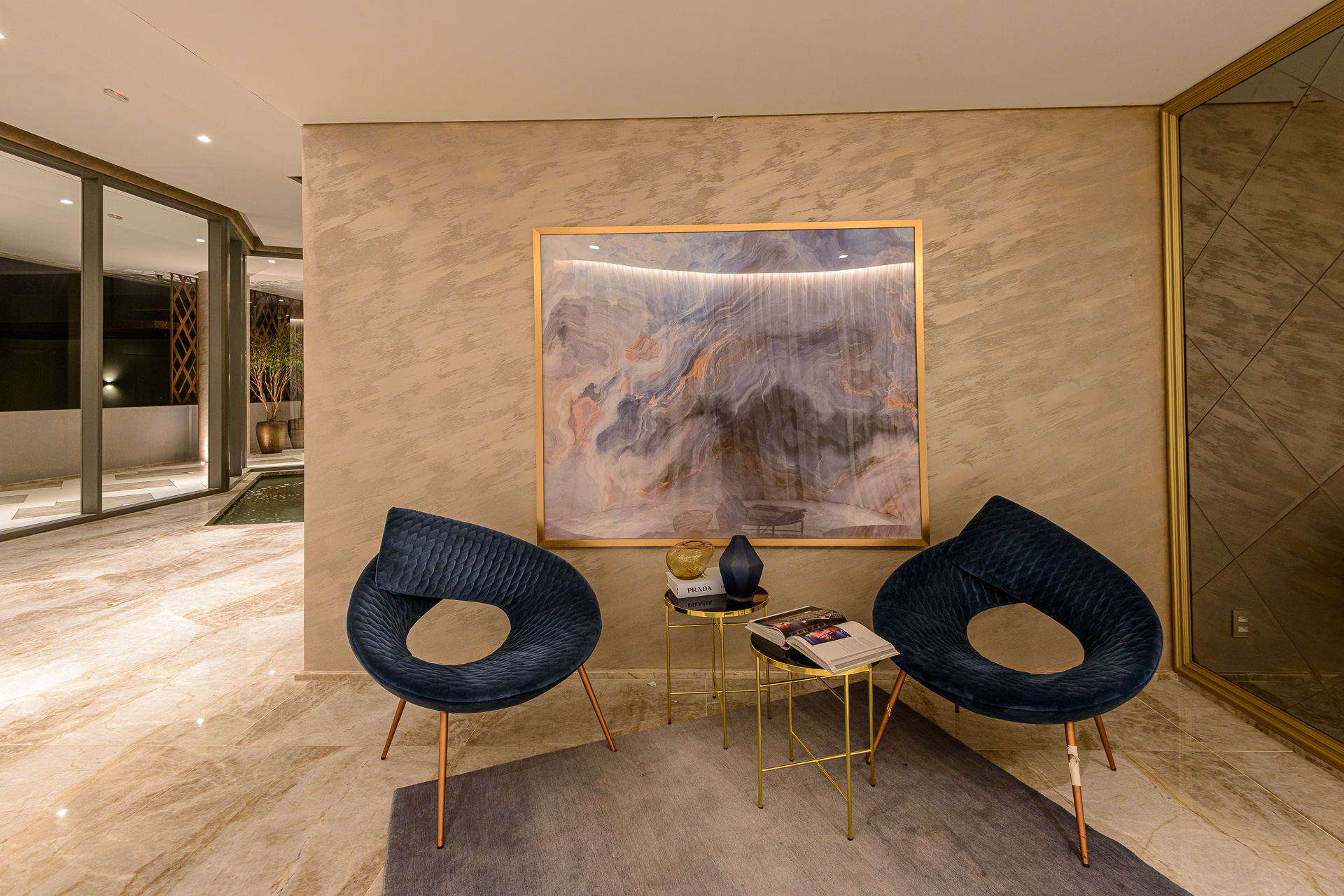 Haus by Yoo -- Foto do Empreendimento Pronto Lobby