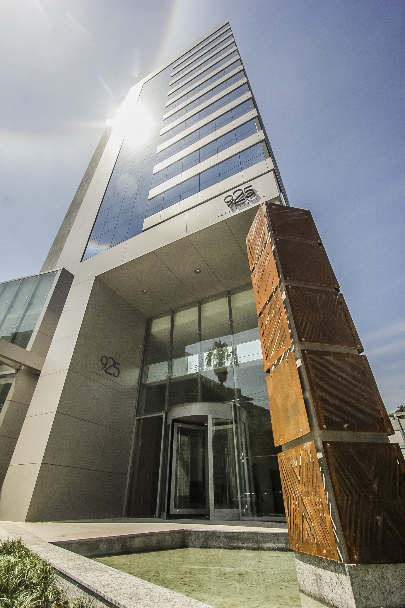 925 Independência -- Fachada