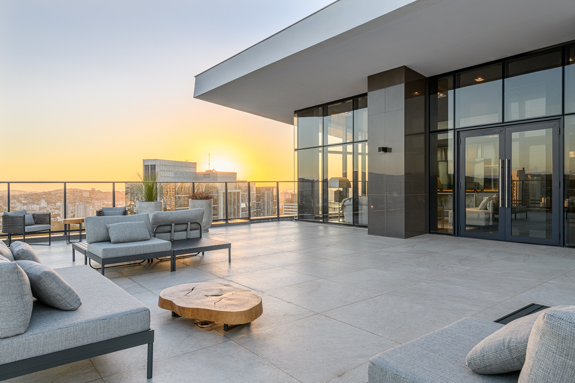 Float Residences -- Sky Lounge | Externo