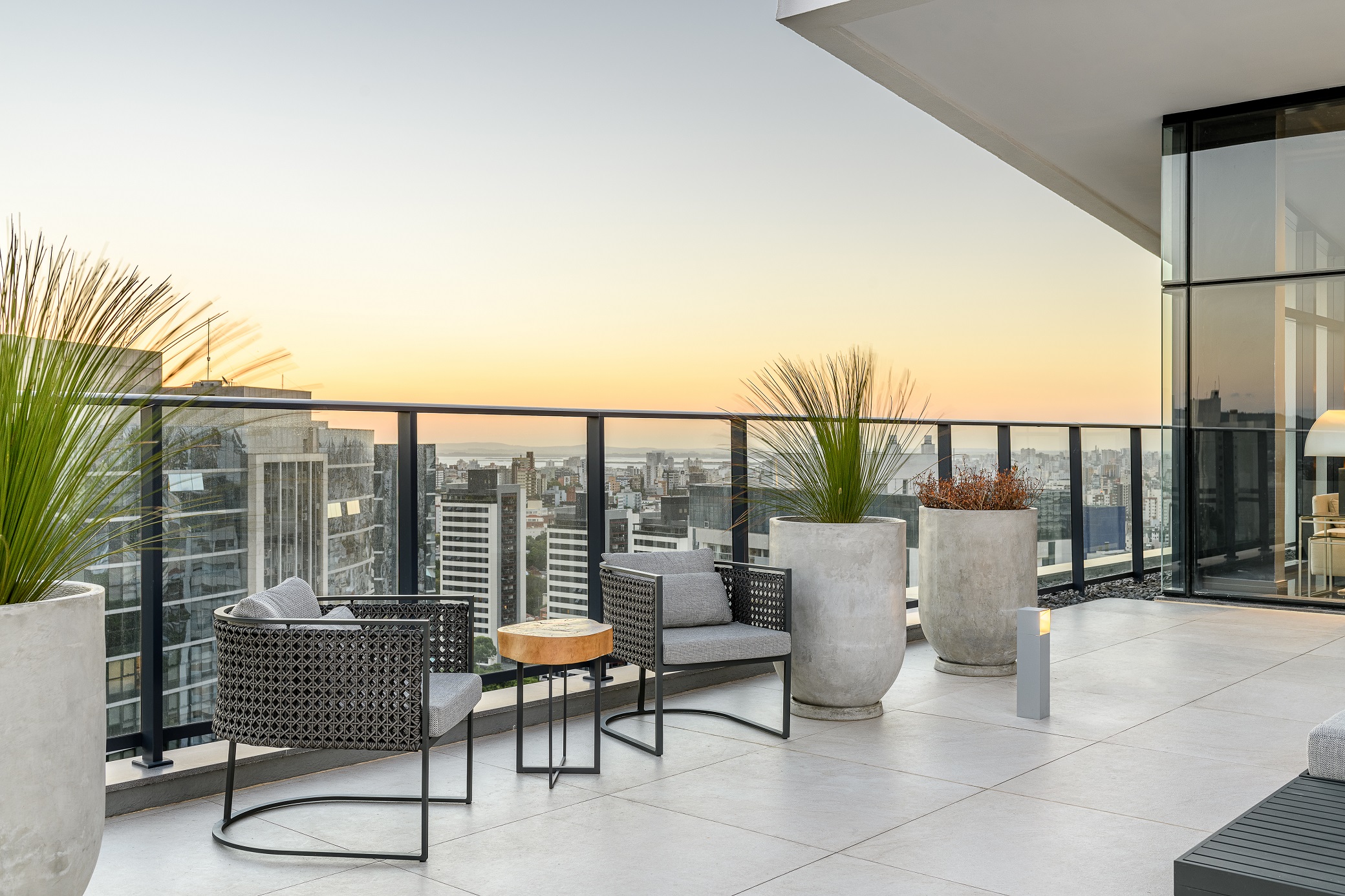 Float Residences -- Sky Lounge | Externo