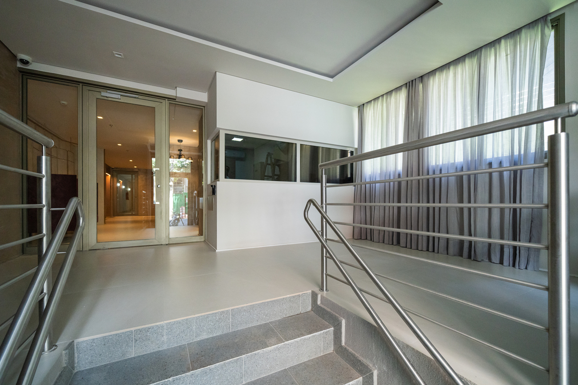 Glass Art Studios -- Empreendimento Pronto | Entrada Lobby