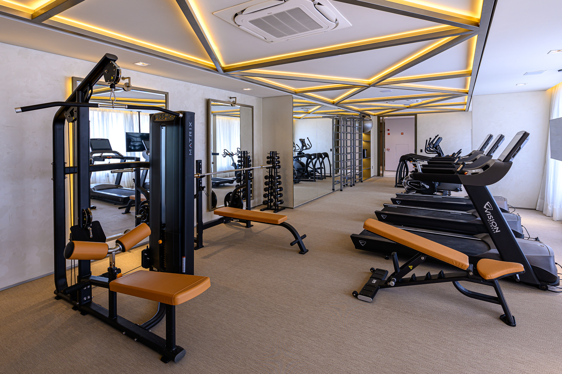 Bothanic Residences -- Foto do Empreendimento Pronto l Fitness