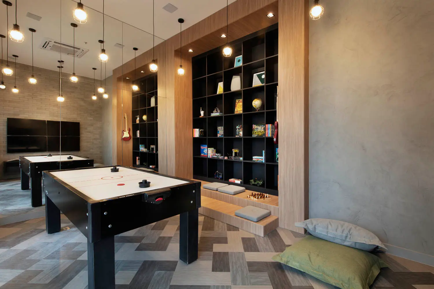 Latitud Condominium Design -- Sala de jogos juvenis