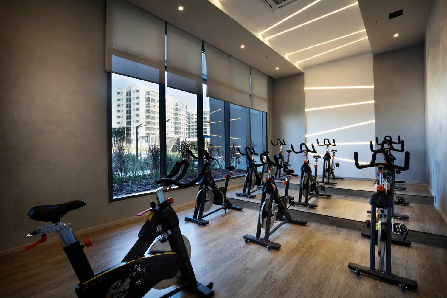 Latitud Condominium Design -- Sala de spinning