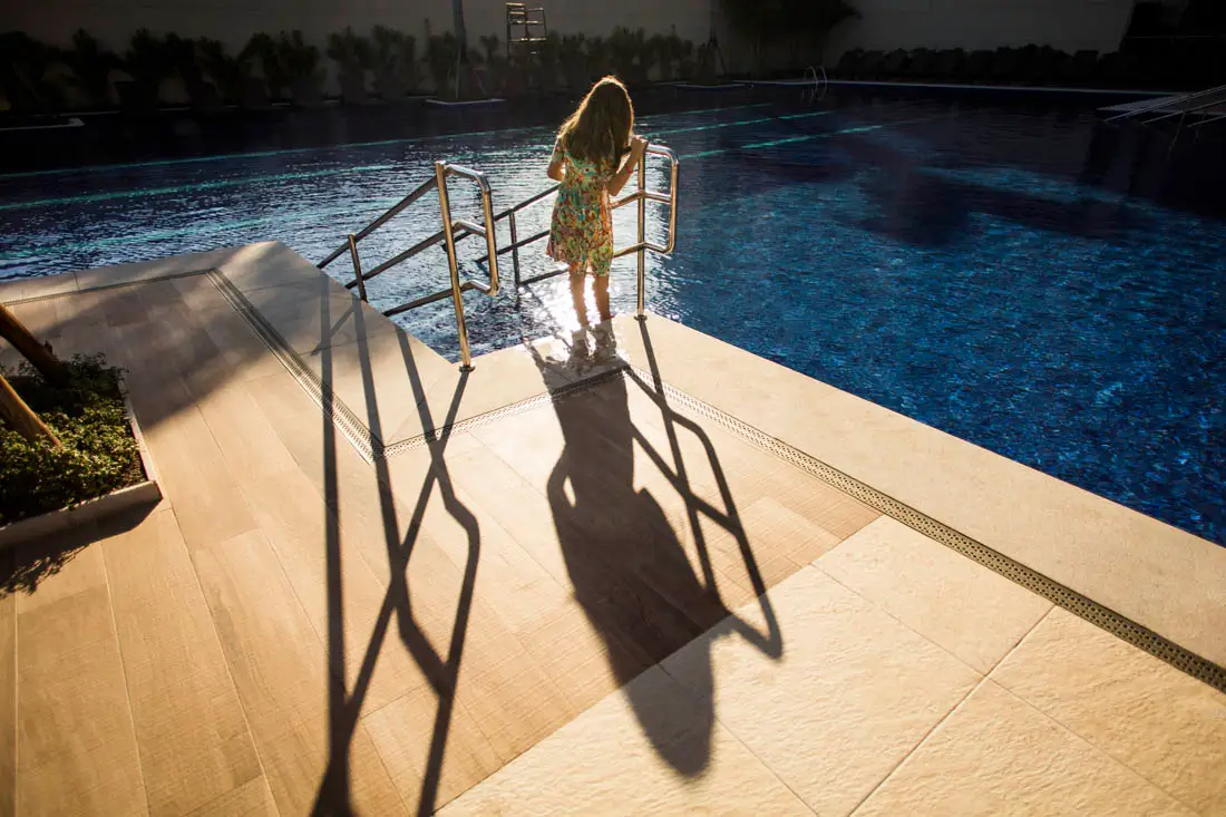 RJZ Cyrela Like Residencial Club -- Piscina