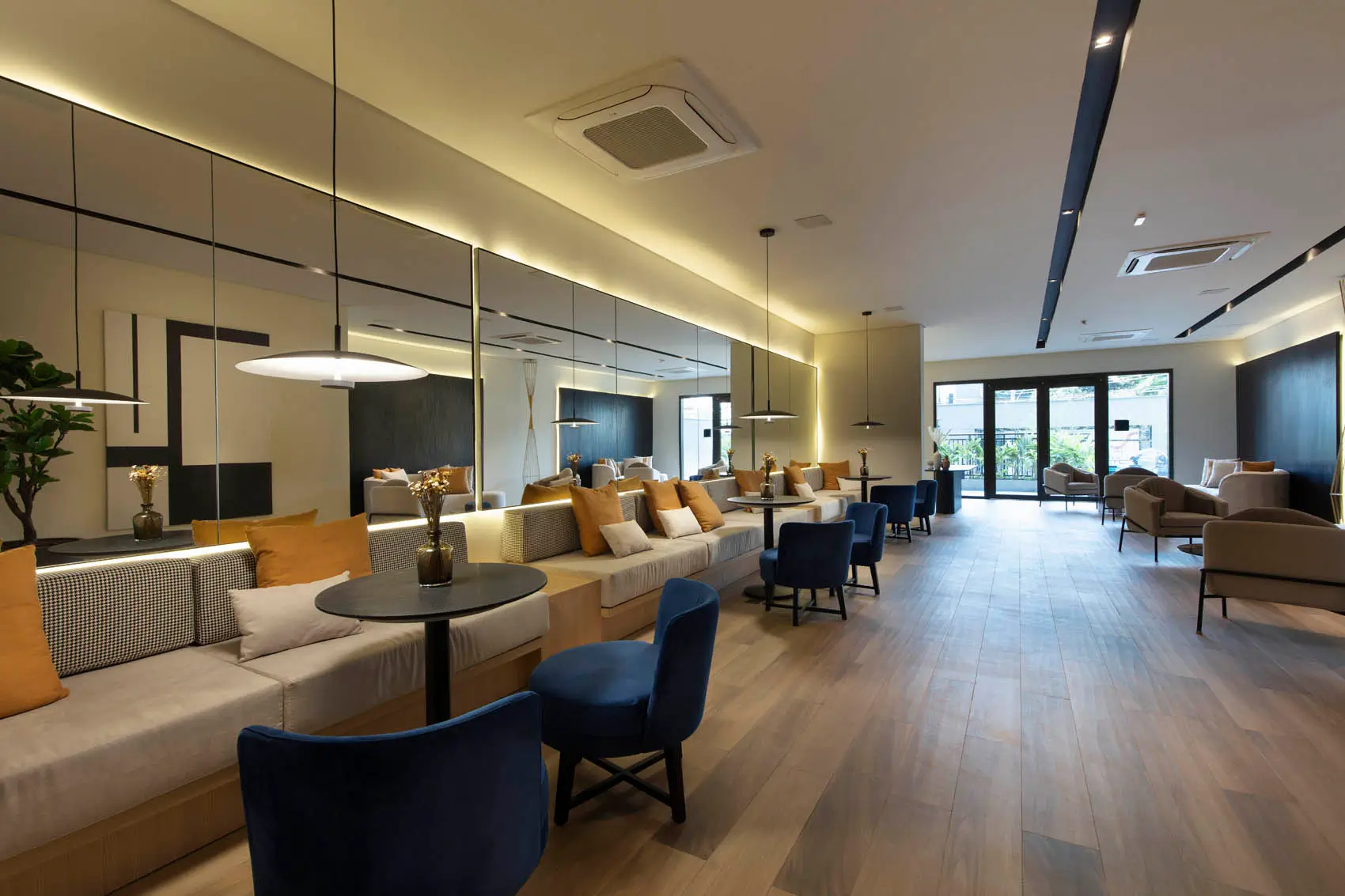 Atmosfera Condominium Park -- Meeting Lounge