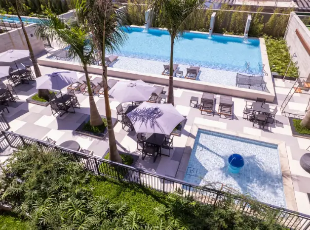 Mudrá Full Living -- Piscina Recreativa, Infantil e Solarium