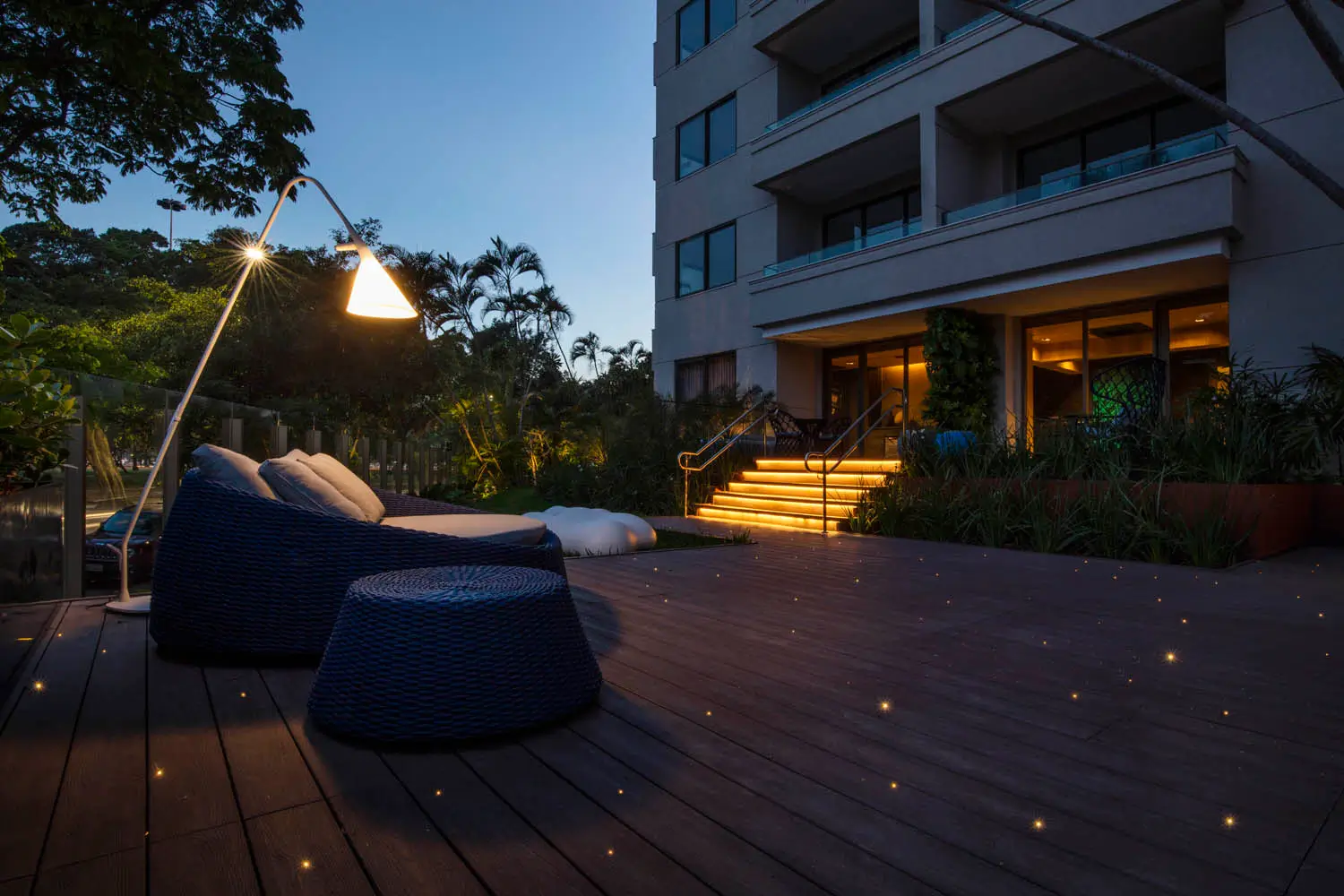 Rio By Yoo -- Áreas externas noturnas