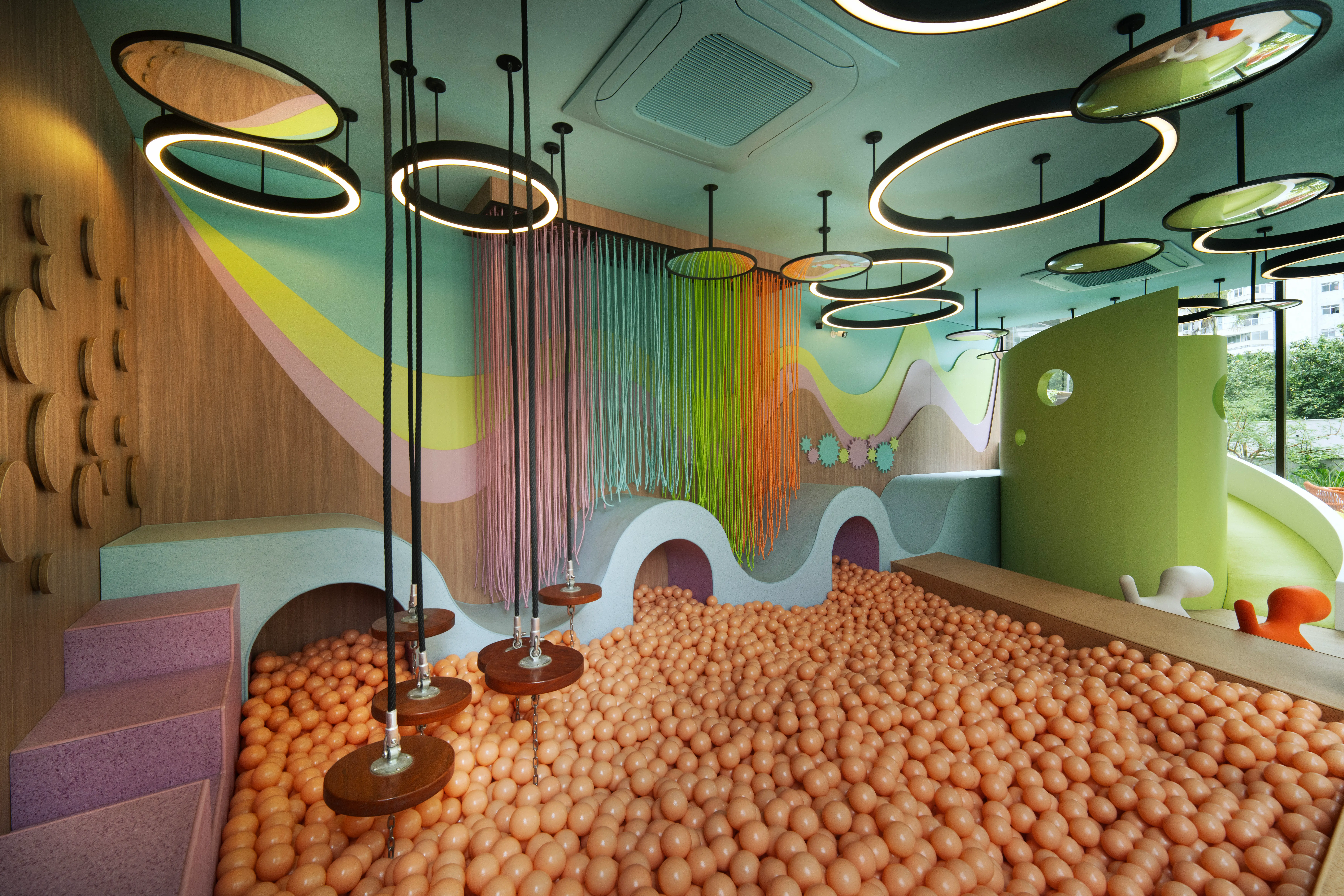 Wave by Yoo -- BRINQUEDOTECA