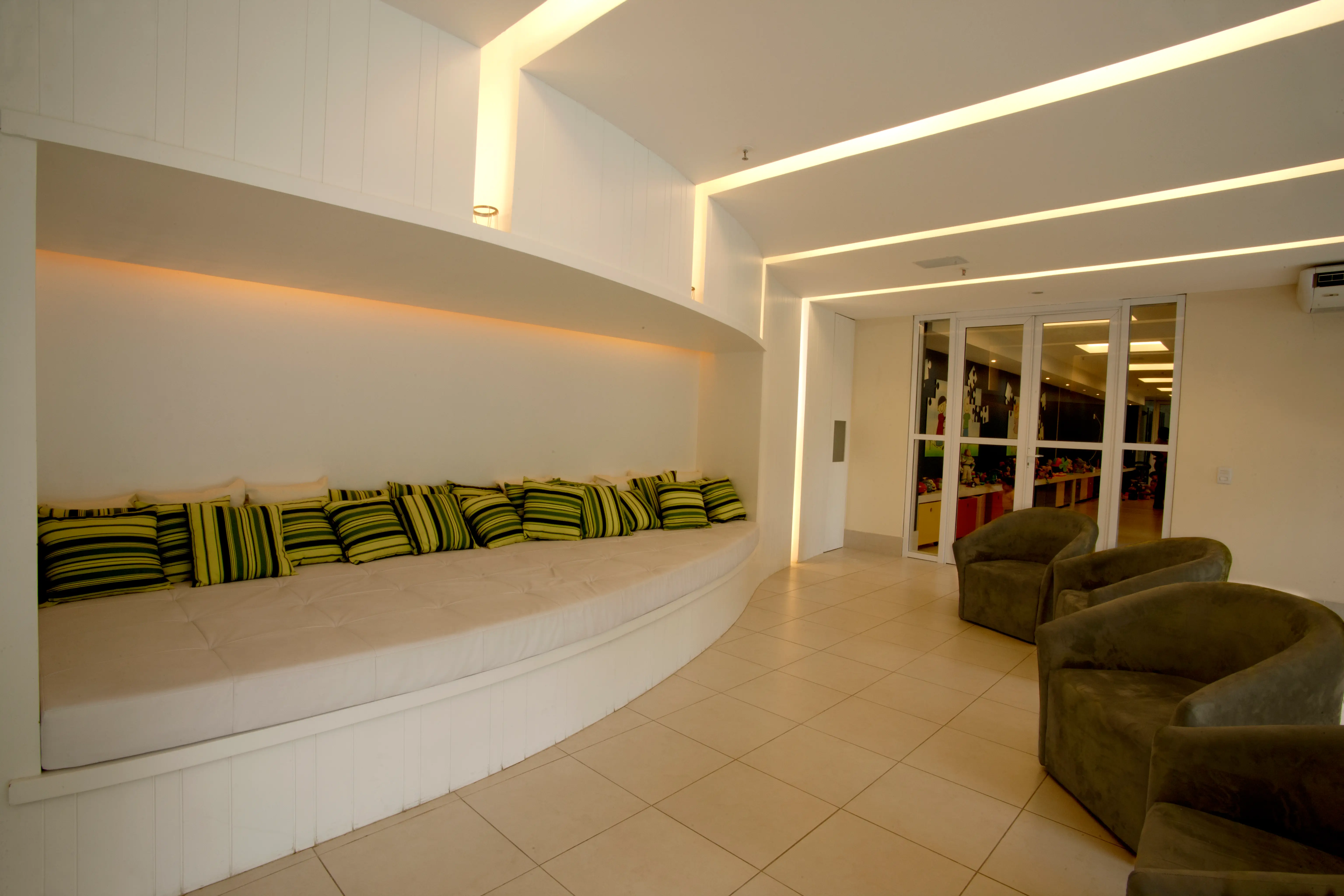 Reserva Jardim -- SALÃO DE FESTAS INFANTIL.