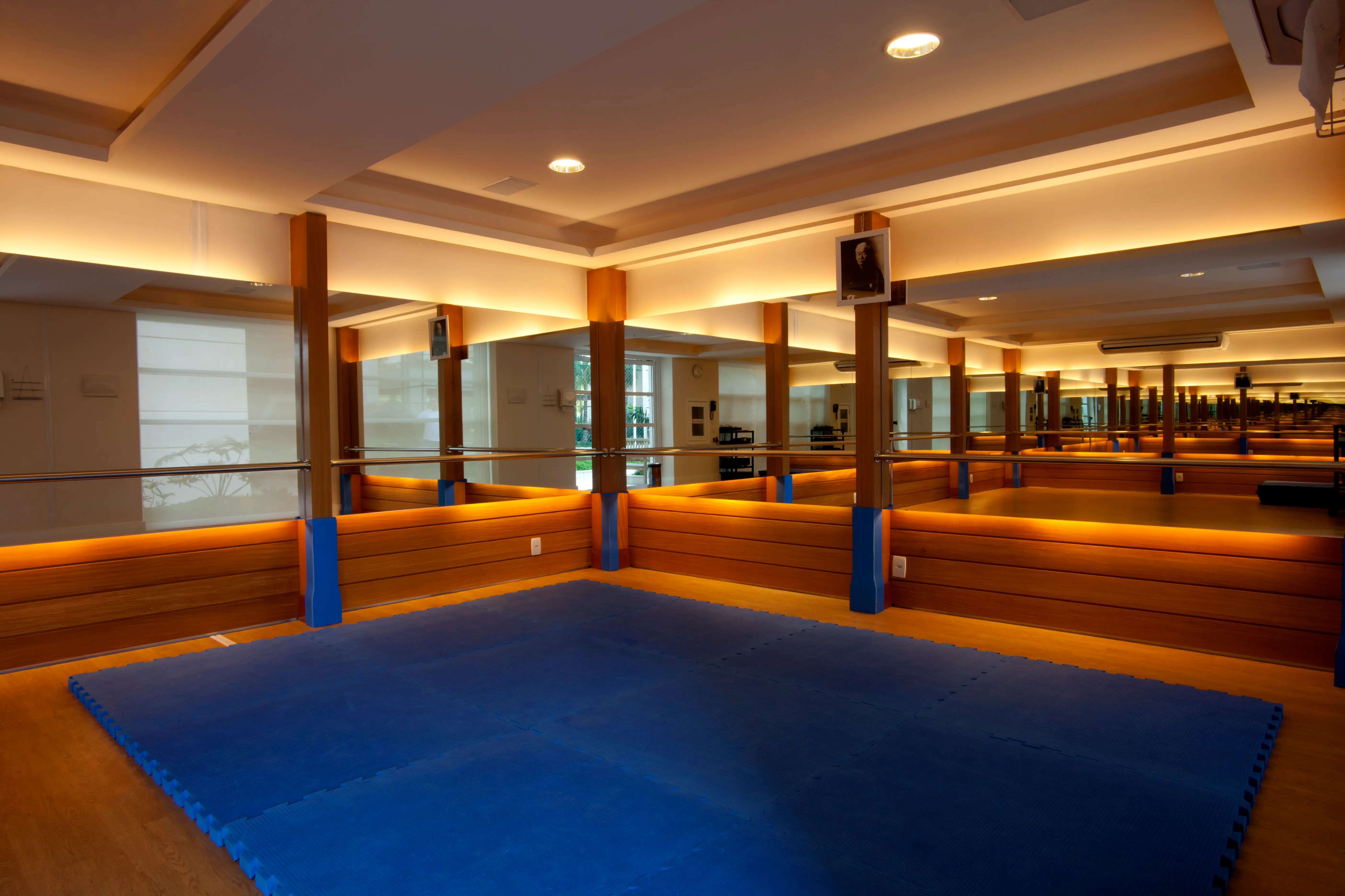 Reserva Jardim -- SALA DE LUTAS