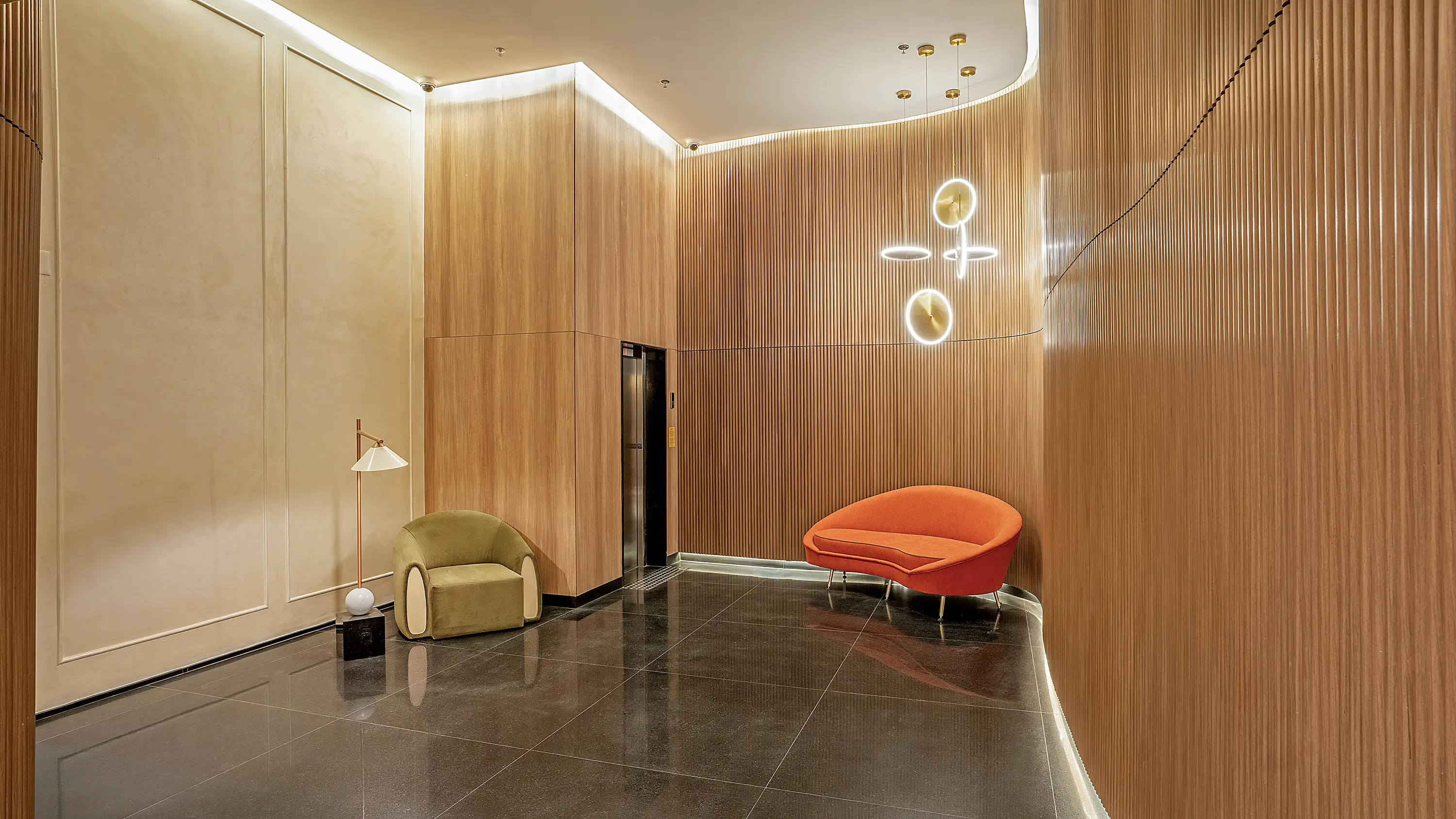 On the Sea Arpoador -- LOBBY