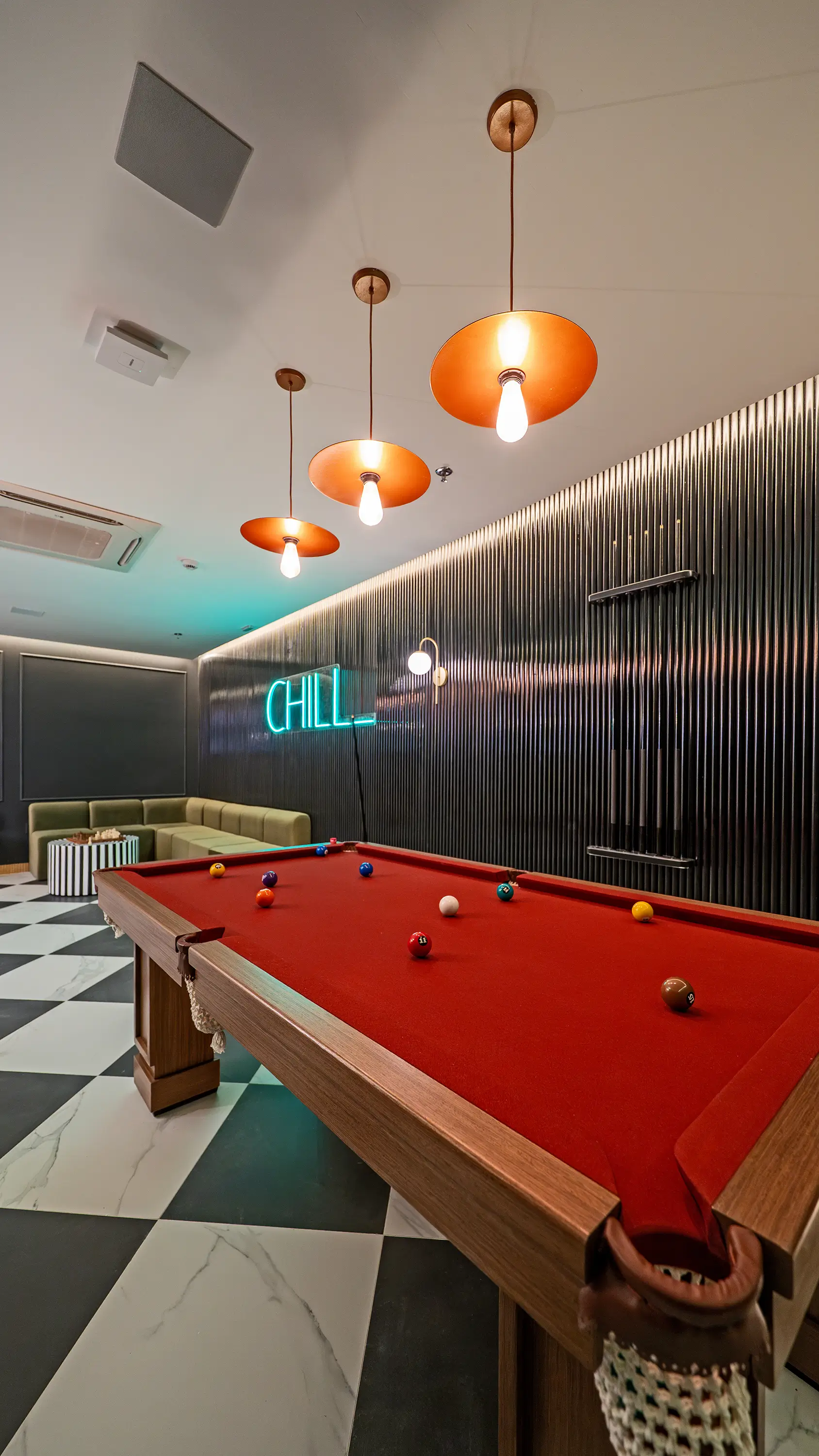 On the Sea Arpoador -- SALÃO DE JOGOS