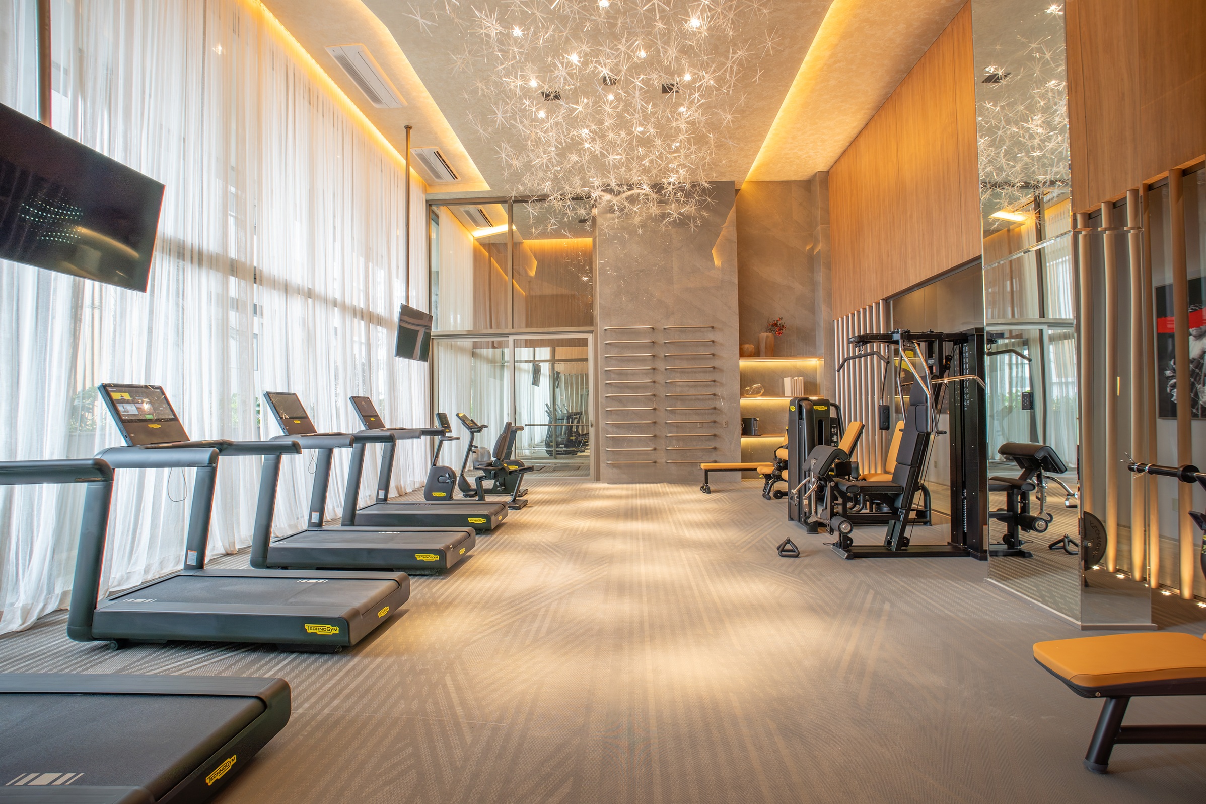 Cyrela Moema By Yoo -- Empreendimento Pronto | Fitness Yoga