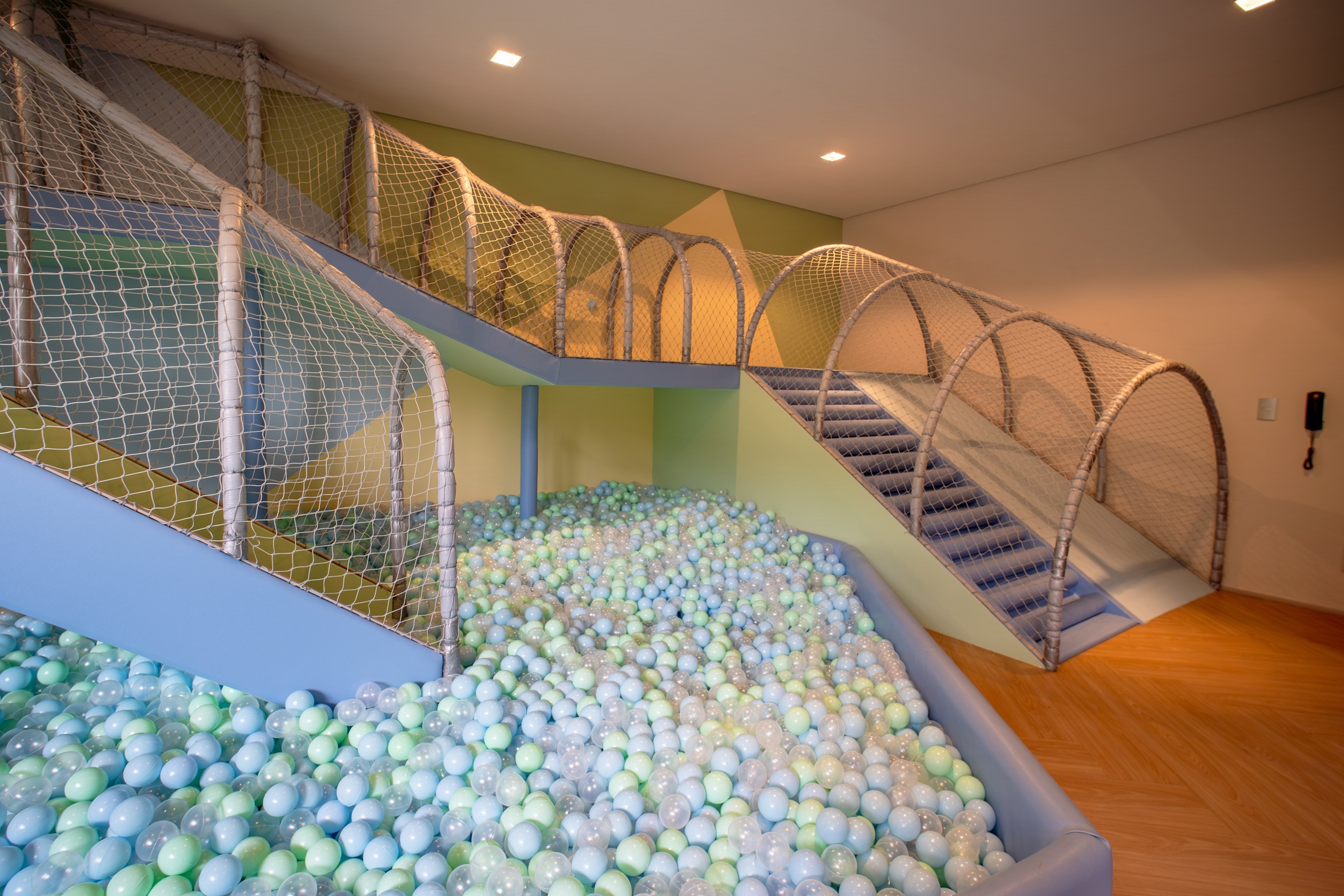 Cyrela Moema By Yoo -- Empreendimento Pronto | Brinquedoteca