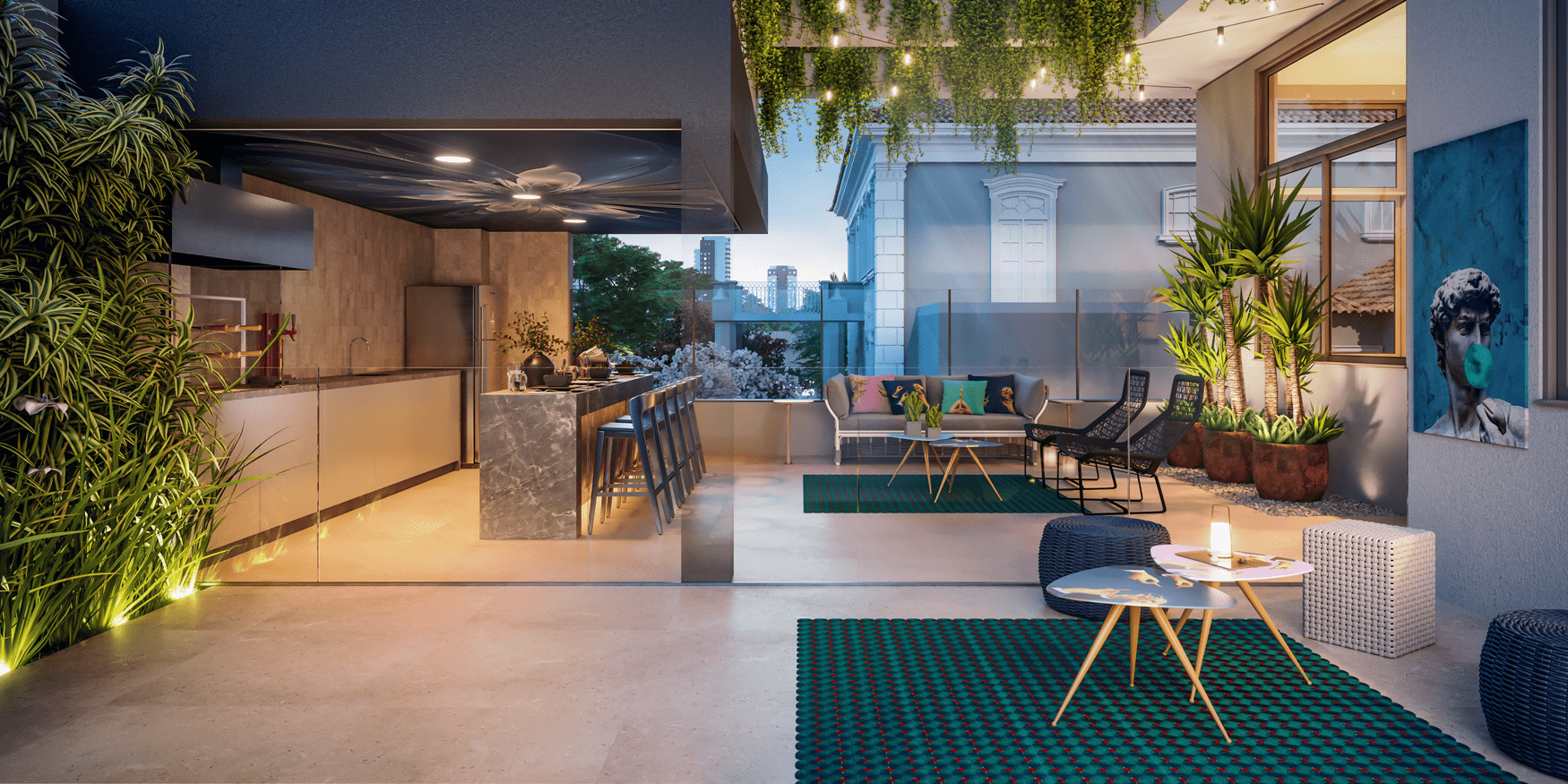 Terraço externo com área gourmet moderna, balcão de mármore, e diversas áreas de estar com sofás e cadeiras, decorado com plantas, luzes suspensas e vista para edifícios vizinhos.