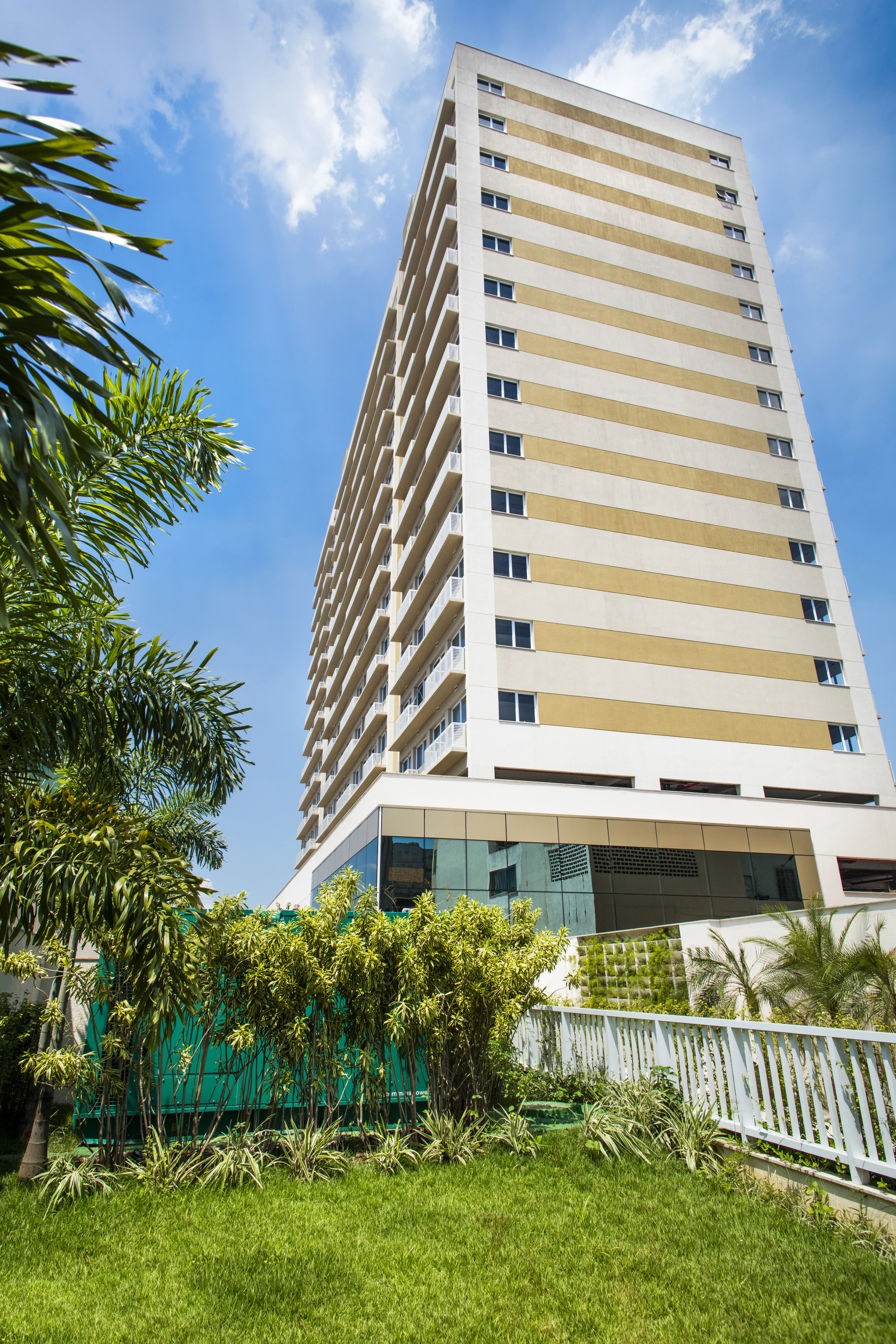 Fachada DHC Offices