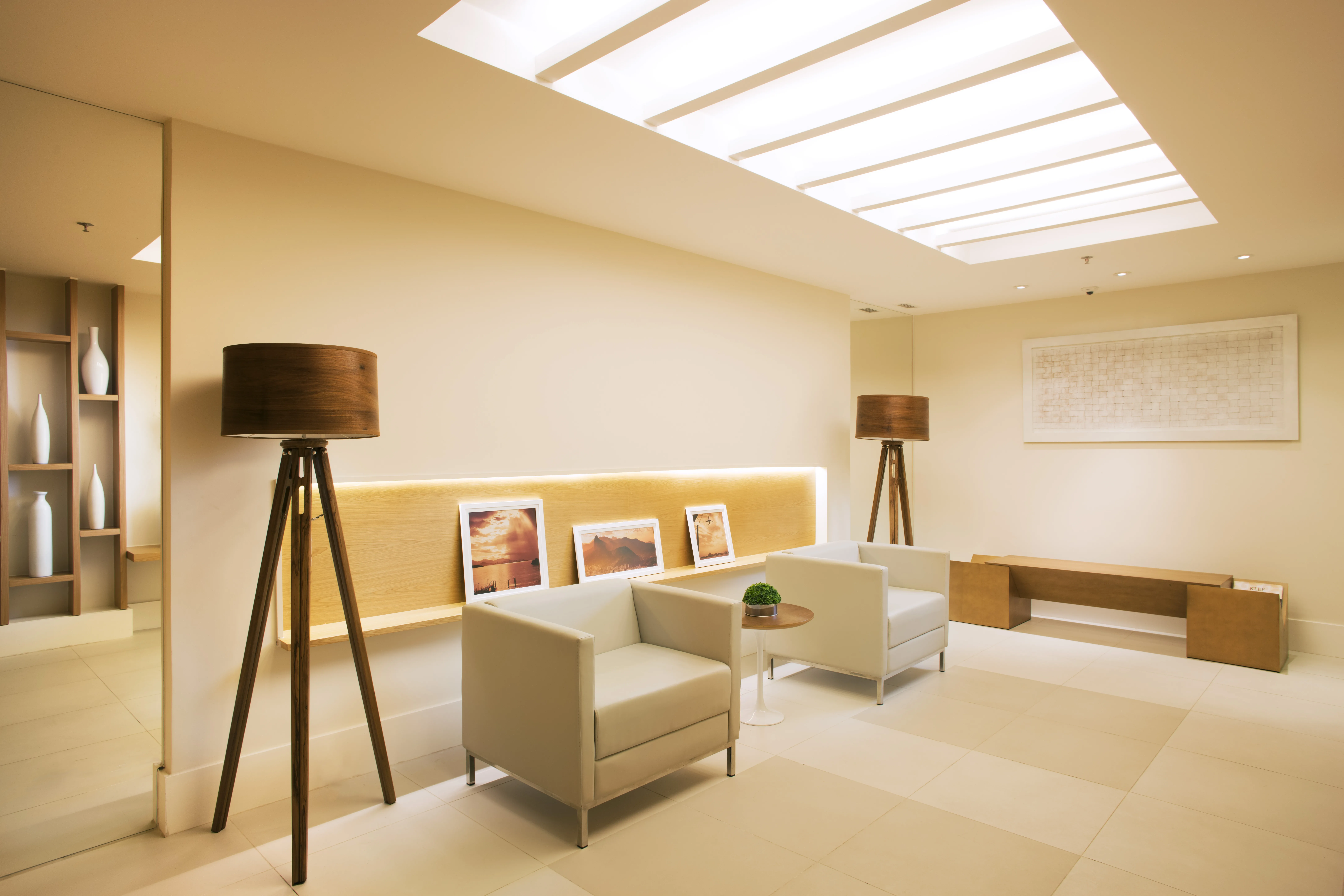 Foyer DHC Offices