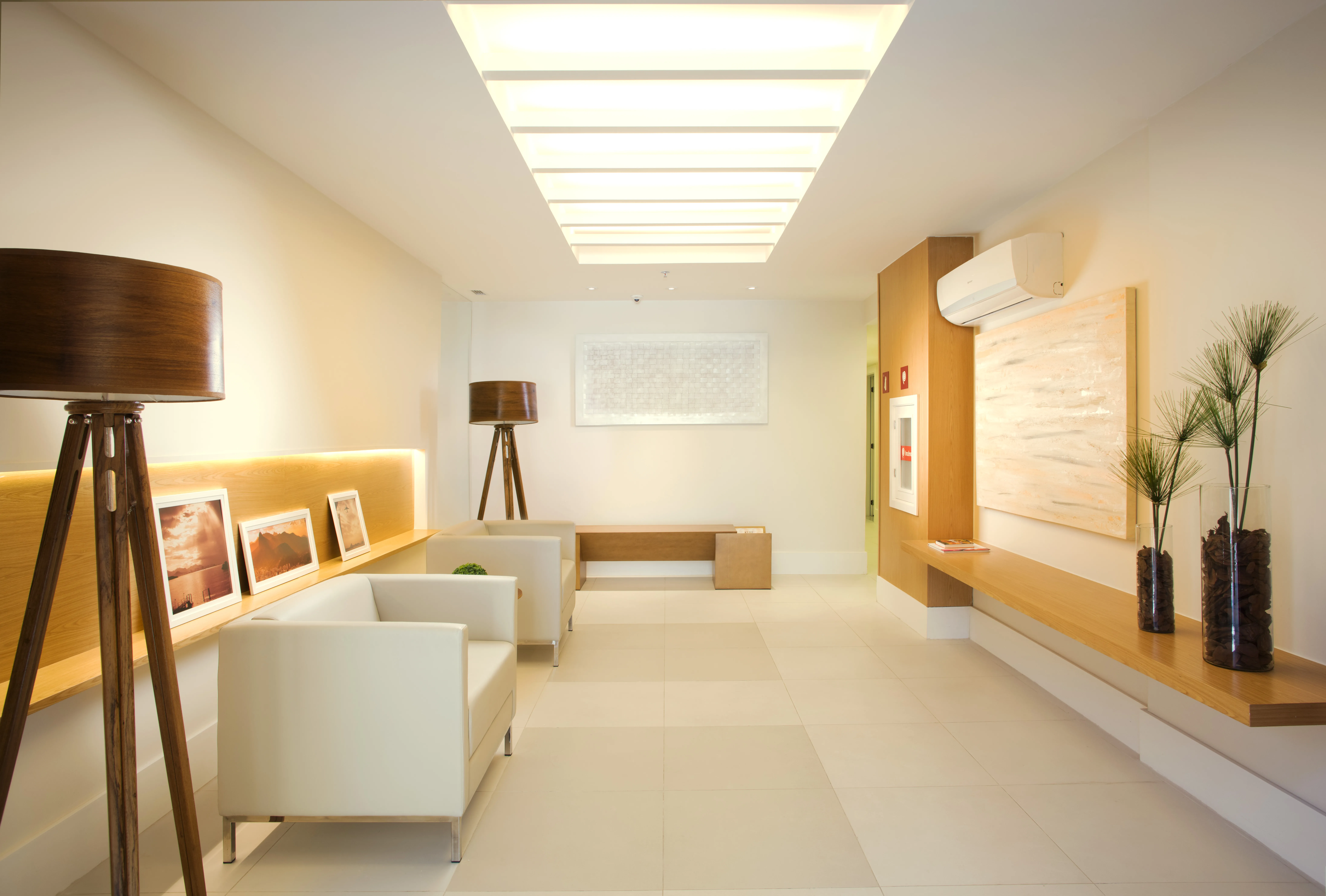 Foyer DHC Offices