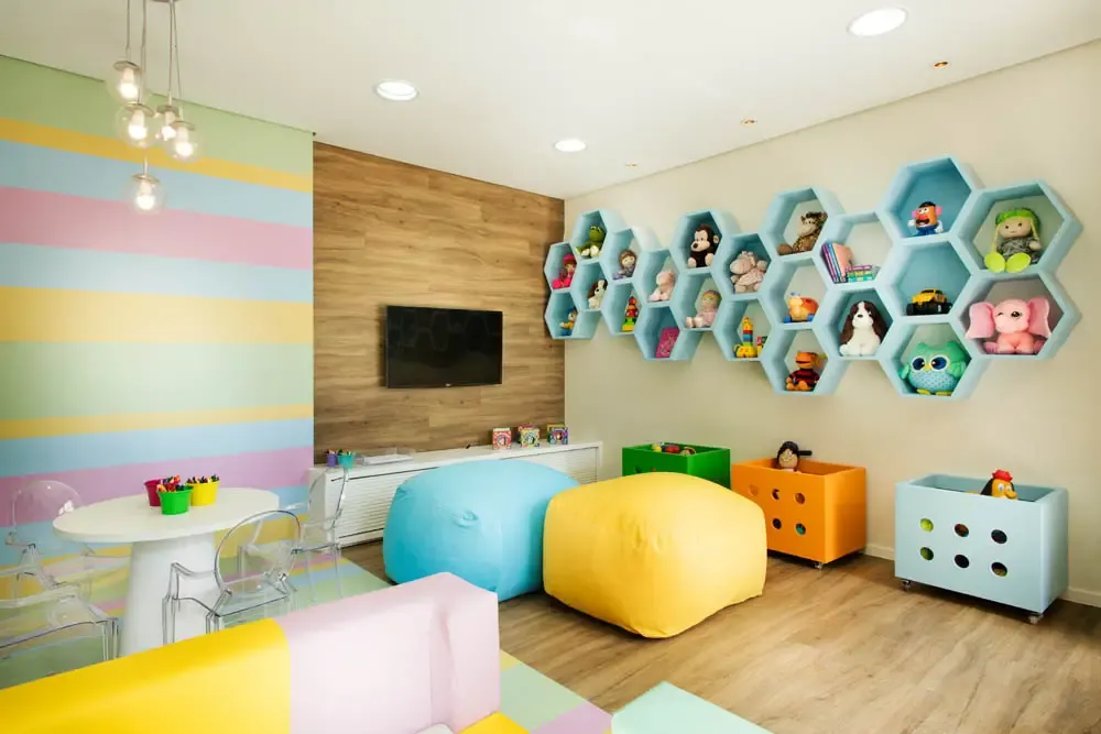 BABY LOUNGE