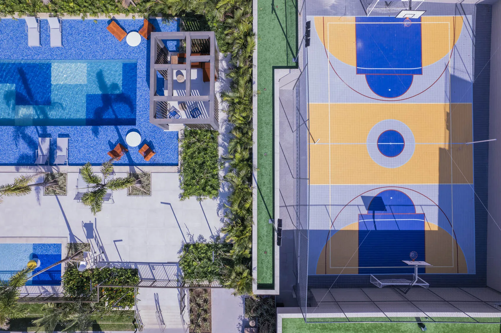 Piscinas, Terrace Atmosfera e Quadra Poliesportiva